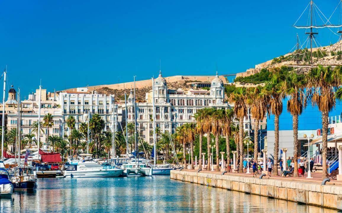 Mercado Suite Apartamento Alicante Eksteriør billede